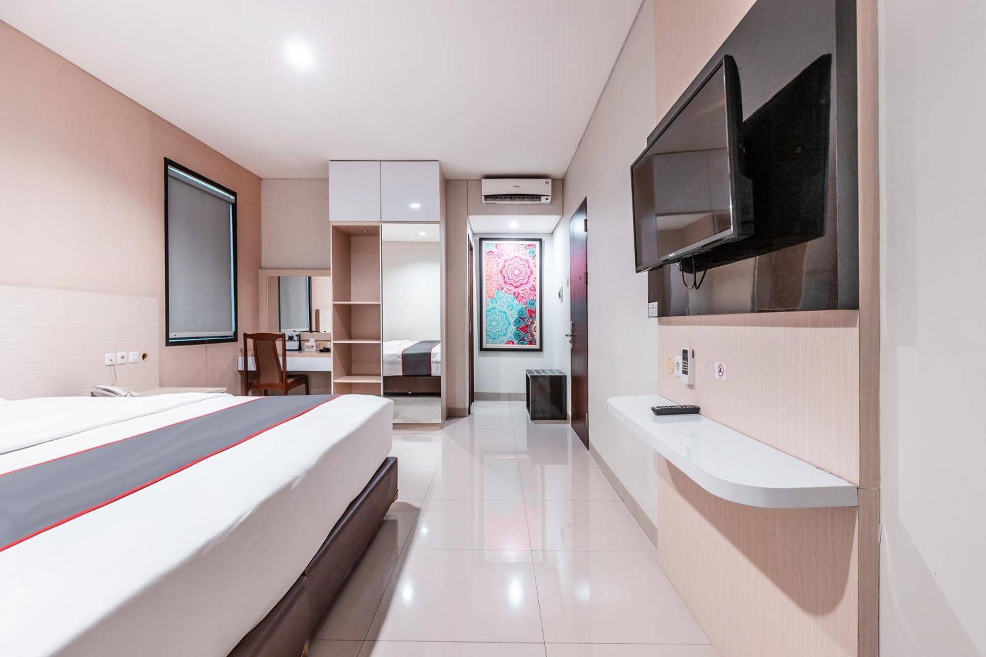 Vaccinated Staff - Collection O 26 Hotel Igloo Bekasi Exterior foto