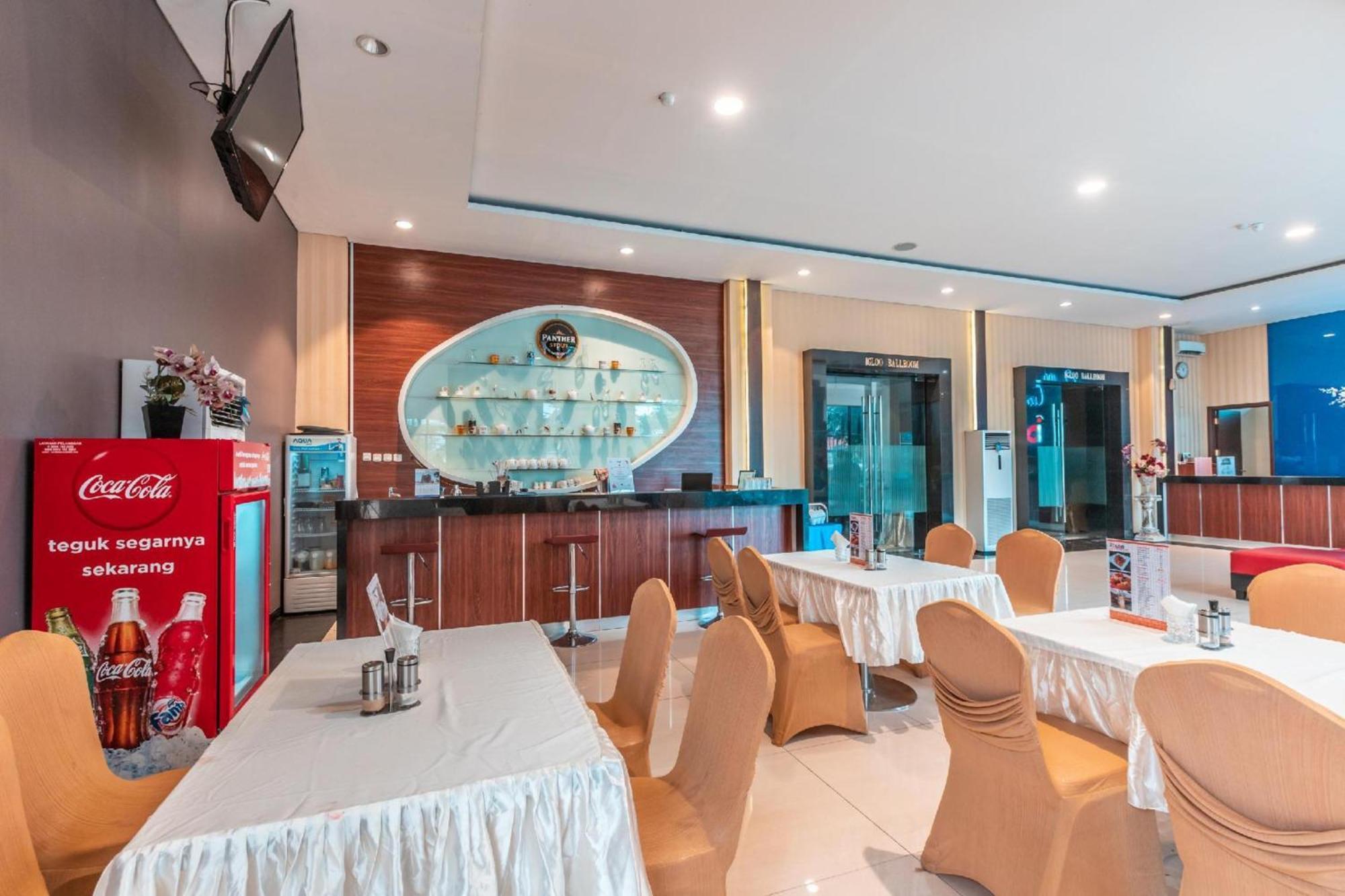 Vaccinated Staff - Collection O 26 Hotel Igloo Bekasi Exterior foto
